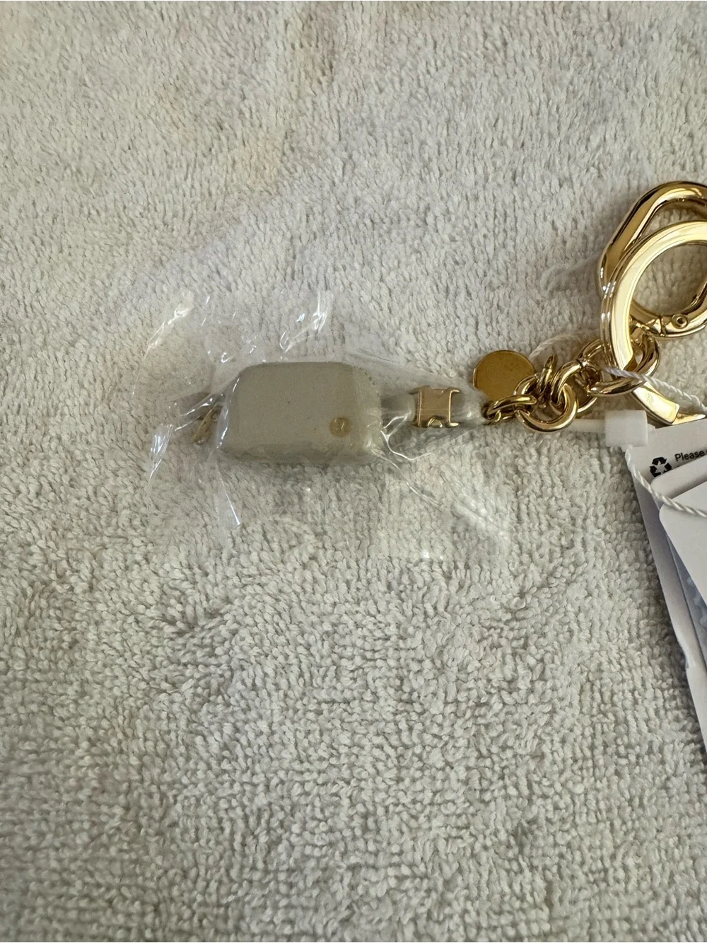 NWT, Lululemon everywhere belt bag charm  keychain .